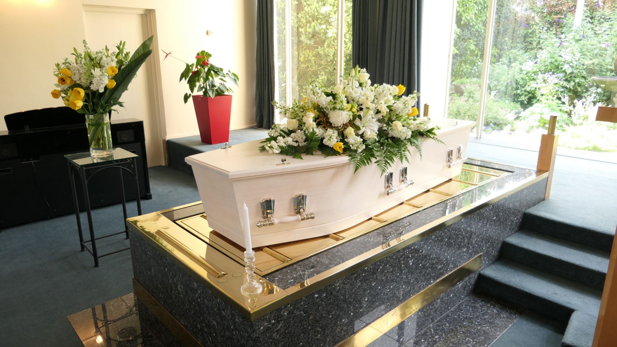 funerailles-prearrangements-terrebonne-prix-2048x1153.jpg